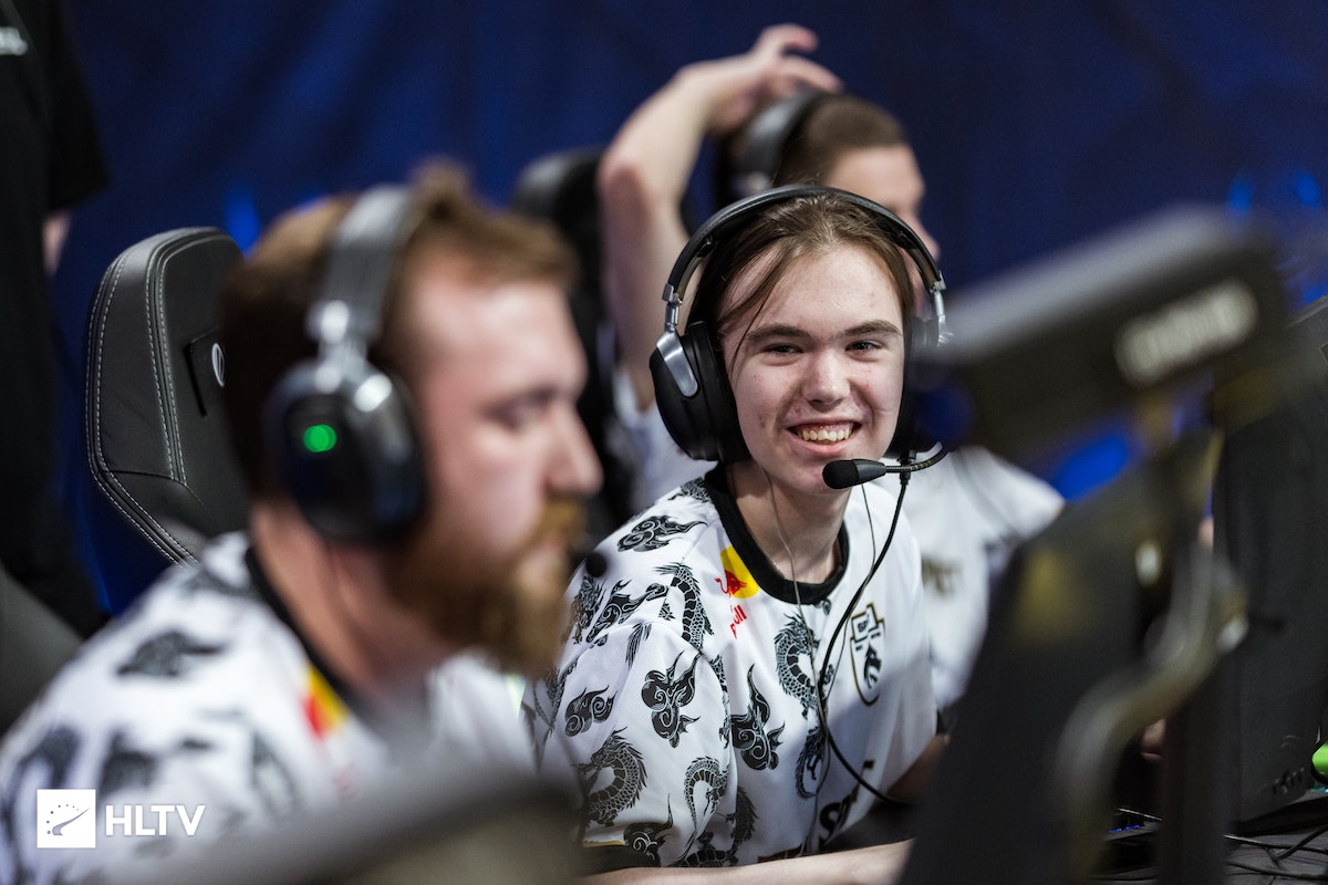 在巨星云集 在巨星云集