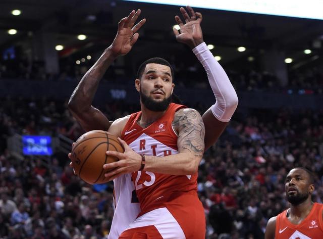 他在关键时 他在关键时